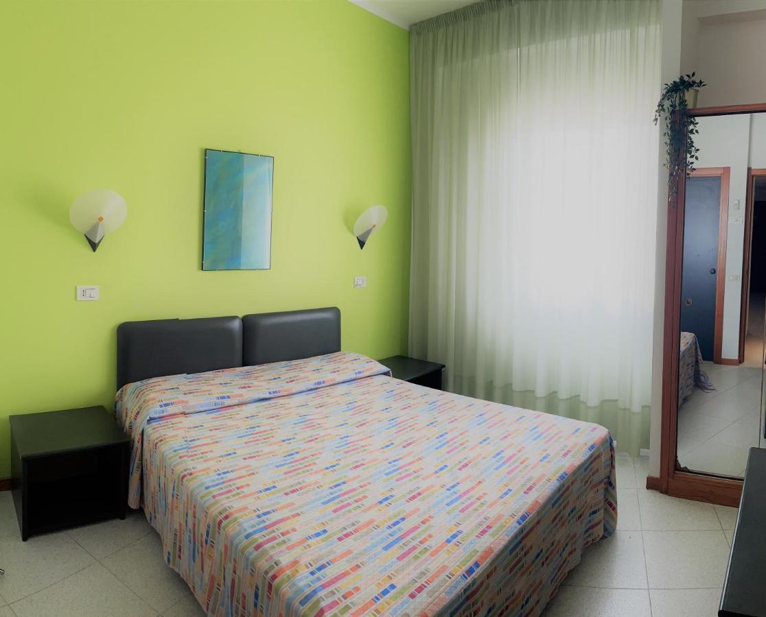 Hotel Borgo Marina โรดิการ์กานิโก ภายนอก รูปภาพ
