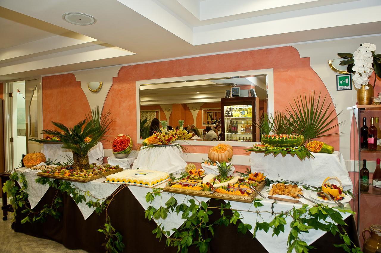 Hotel Borgo Marina โรดิการ์กานิโก ภายนอก รูปภาพ